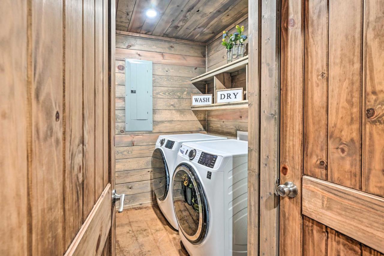 Luxe Broken Bow Cabin With Tesla Charging Station Stephens Gap Exterior foto